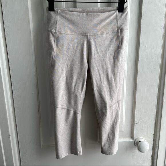 Outdoor Voices Warmup Leggings Oatmeal - Picture 2 of 7